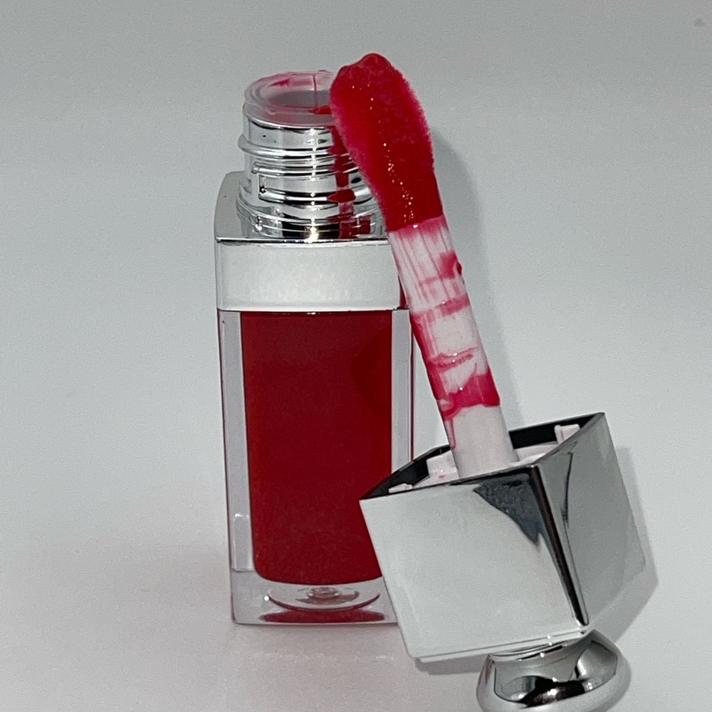 Luxurious Red Lip Gloss